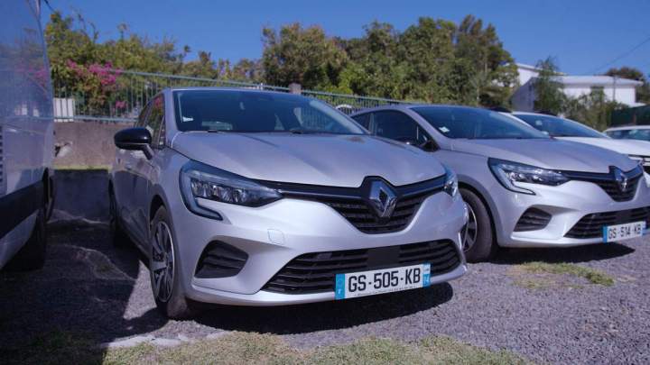 Louez l’une de nos voitures et partez à la découverte de La Réunion à bord d’un véhicule fiable et performant.